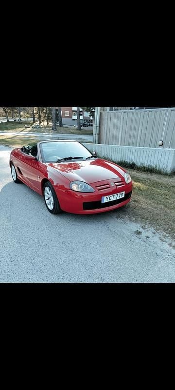 Begagnad MG TF 136 HK (100 kW) 2003 Cab