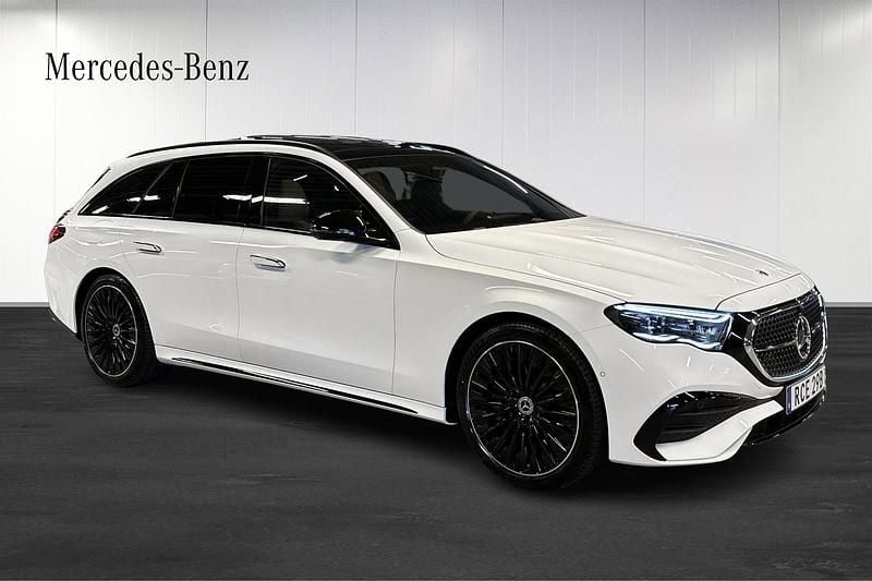 Begagnad Mercedes E300 AMG line 313 HK (230 kW) 2025 Vit Kombi