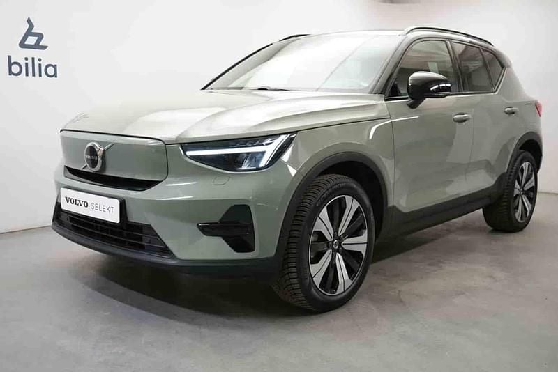 Begagnad Volvo XC40 Single Motor 175 kW (238 HK) 2023 Grön SUV