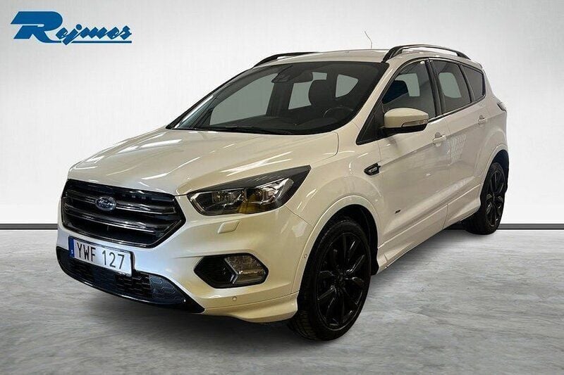 Vit Begagnad 2017 Ford Kuga ST-Line SUV | 159 100 kr (Bra pris) - Bild 1/4