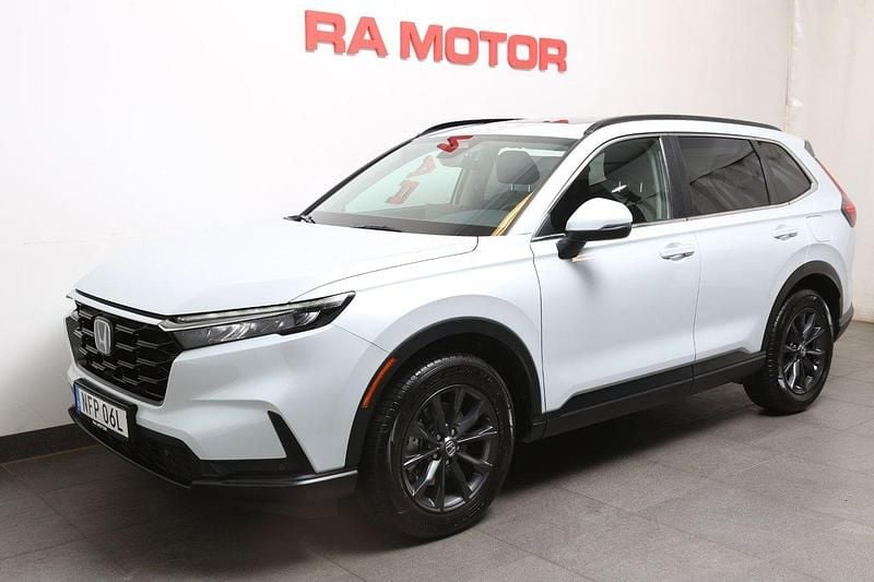 Silver (vit) Begagnad 2023 Honda CR-V Elegance SUV | 479 900 kr (Bra pris) - Bild 1/4