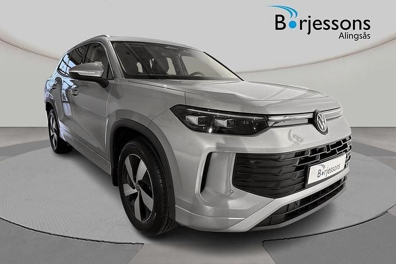 Silver Ny 2026 VW Tayron SUV | 409 900 kr (Superpris) - Bild 1/4