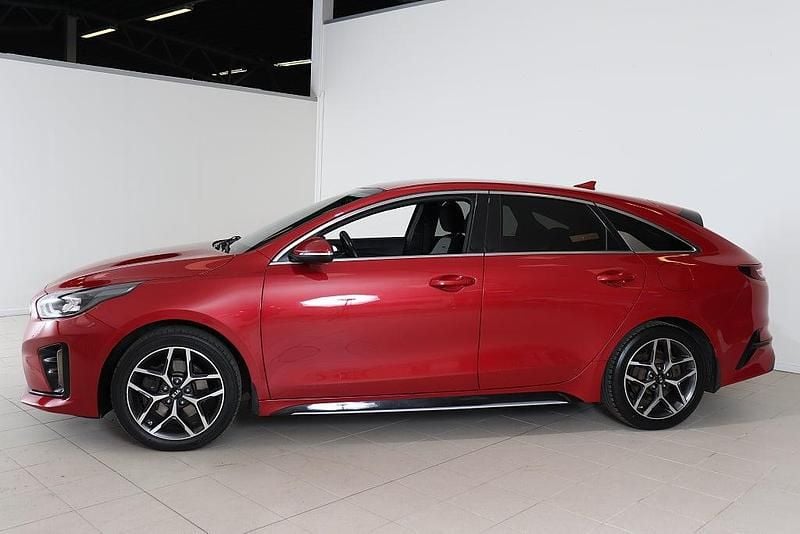 Begagnad Kia ProCeed GT-Line 141 HK (103 kW) 2019 Röd Halvkombi