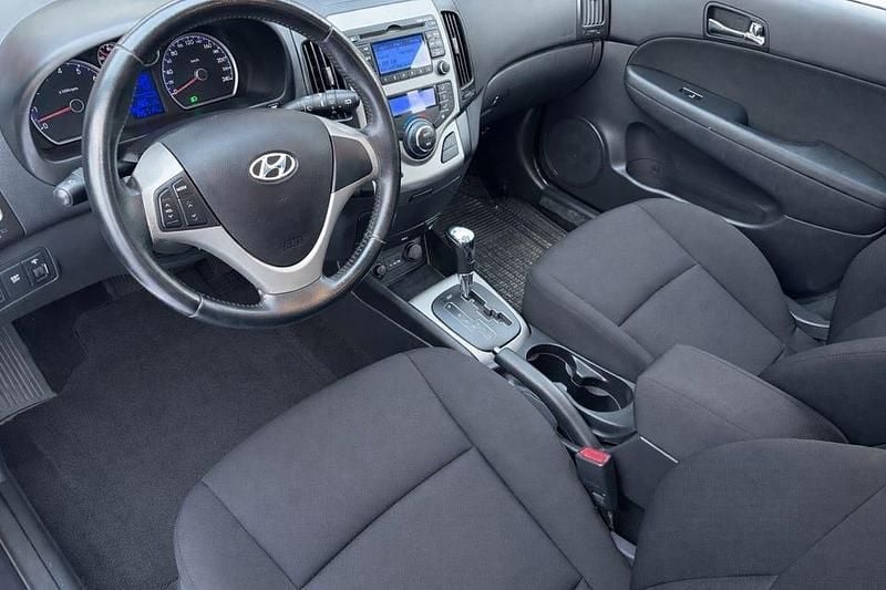 Begagnad Hyundai i30 126 HK (92 kW) 2010