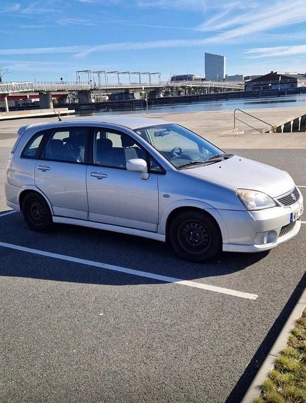 Begagnad 2005 Suzuki Liana Halvkombi | 16 500 kr (Marknadspris) - Bild 1/3