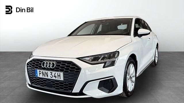 Ibisvit Begagnad 2023 Audi A3 Proline Sedan | 244 000 kr (Bra pris) - Bild 1/4