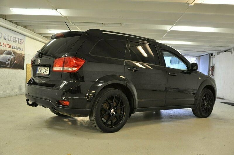 Begagnad Fiat Freemont Sport 170 HK (125 kW) 2014 Svart SUV