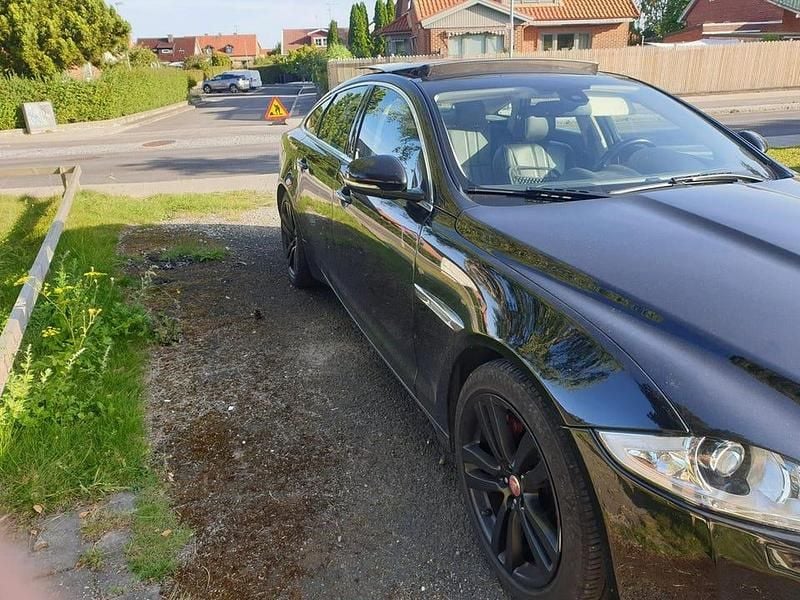Begagnad Jaguar XJ 340 HK (250 kW) 2013 Sedan