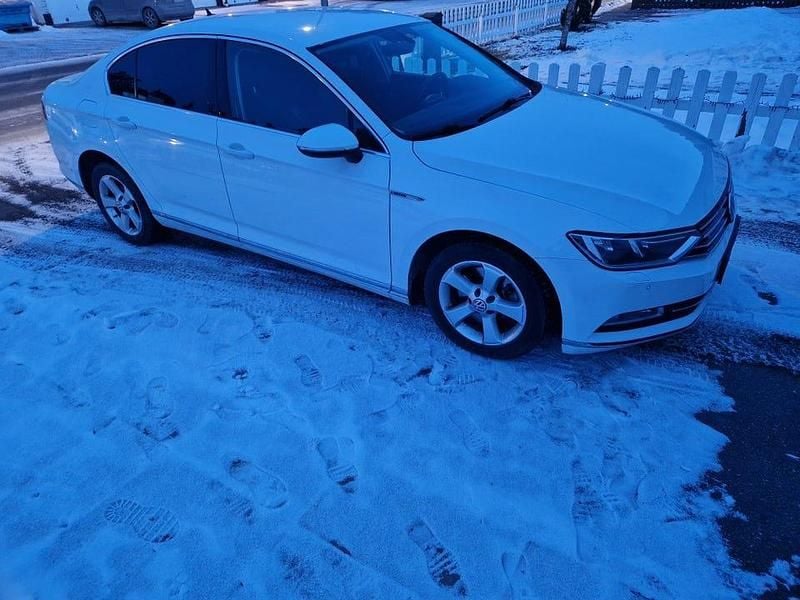 Begagnad VW Passat 190 HK (139 kW) 2016