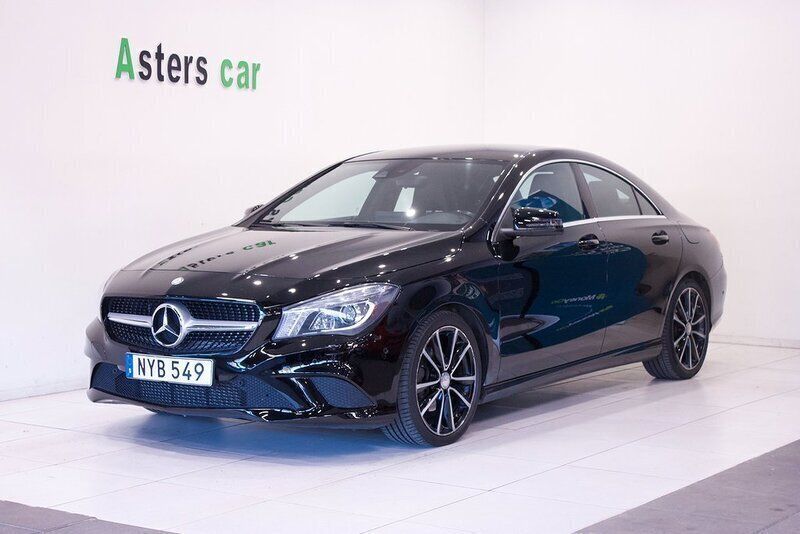 Svart Begagnad 2015 Mercedes CLA220 Sedan | 199 000 kr (Marknadspris) - Bild 1/4