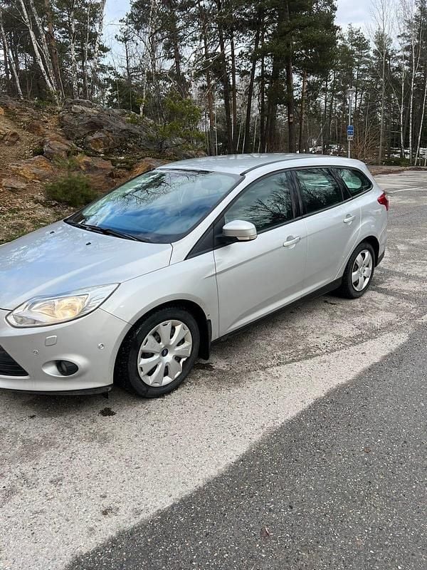 Begagnad Ford Focus 95 HK (69 kW) 2014 Kombi