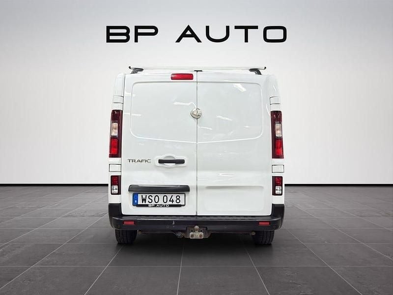 Begagnad Renault Trafic 120 HK (88 kW) 2017 Vit Minibuss