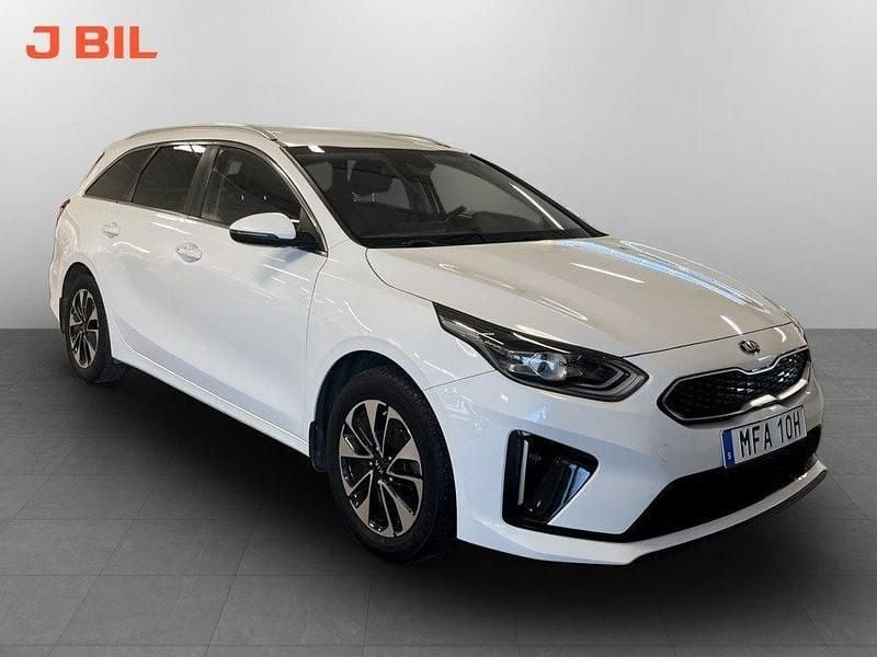 Vit Begagnad 2019 Kia Ceed Sportswagon Advance Kombi | 179 900 kr (Marknadspris) - Bild 1/3