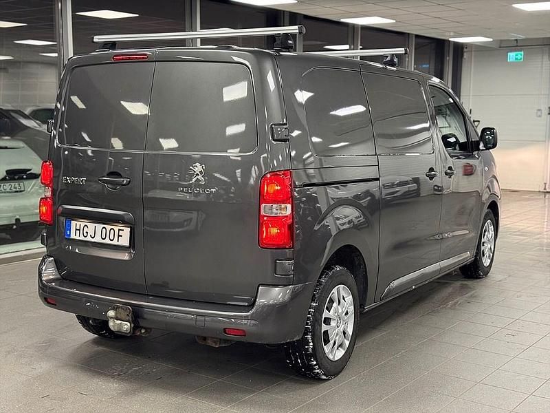 Begagnad Peugeot Expert 180 HK (132 kW) 2023 Grå Van