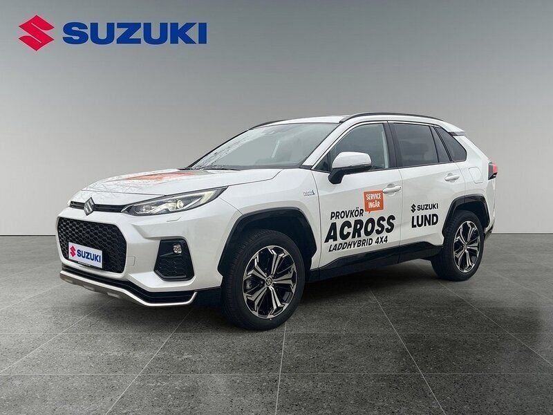 Vit (vit metallic) Begagnad 2023 Suzuki Across SUV | 499 000 kr (Marknadspris) - Bild 1/4