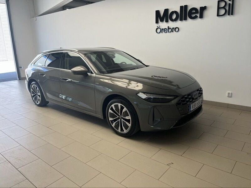 Grå (chronosgrå metallic) Ny 2025 Audi A5 Proline Sportkupé | 669 400 kr - Bild 1/4