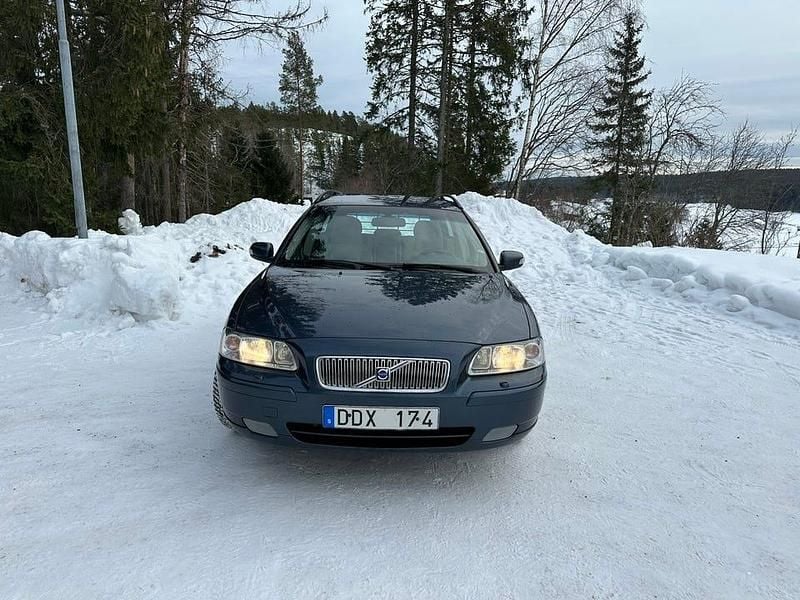 Begagnad Volvo V70 163 HK (119 kW) 2008 Kombi