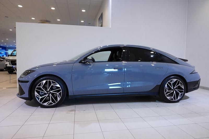 Begagnad Hyundai Ioniq 6 Advanced 167 kW (228 HK) 2023 Blå Sedan