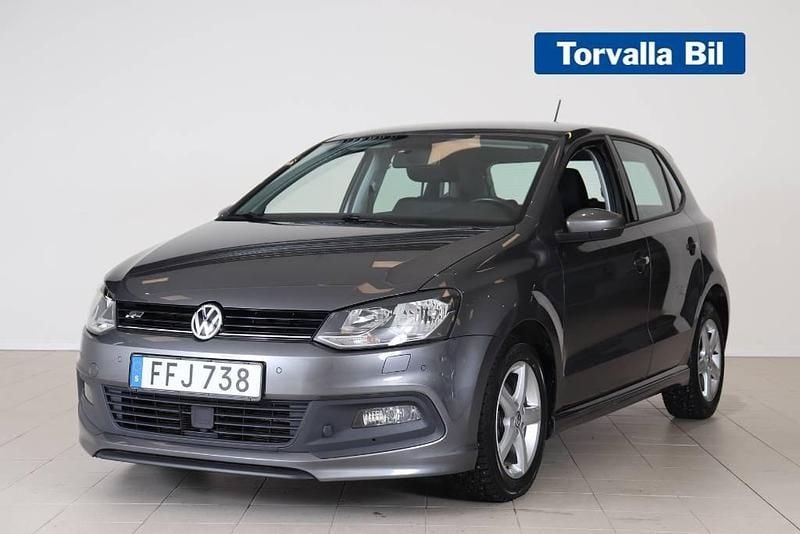 Mörkgrå Begagnad 2017 VW Polo R-line Halvkombi | 149 900 kr (Marknadspris) - Bild 1/4