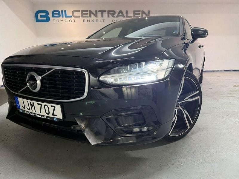 Begagnad Volvo S90 R-Design 235 HK (172 kW) 2019 Svart Sedan