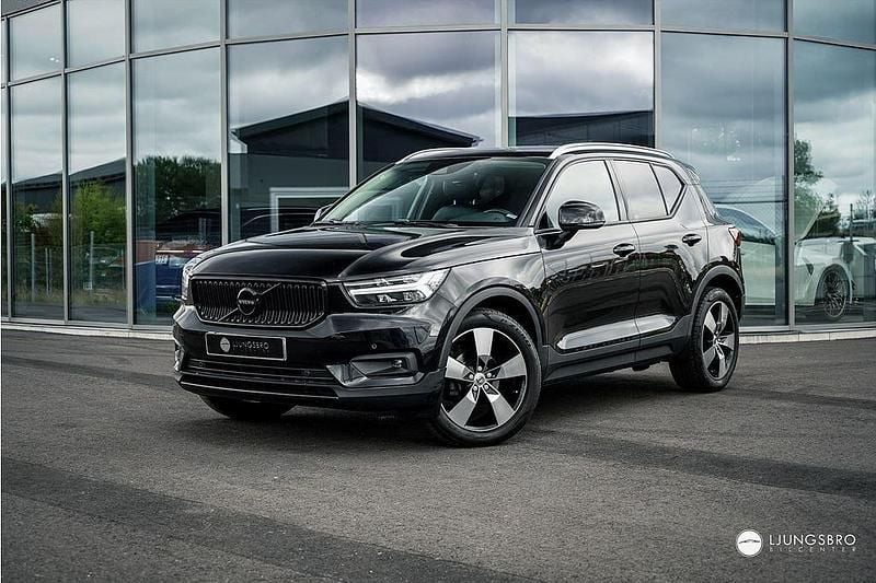 Svart Begagnad 2019 Volvo XC40 SUV | 259 900 kr (Marknadspris) - Bild 1/4