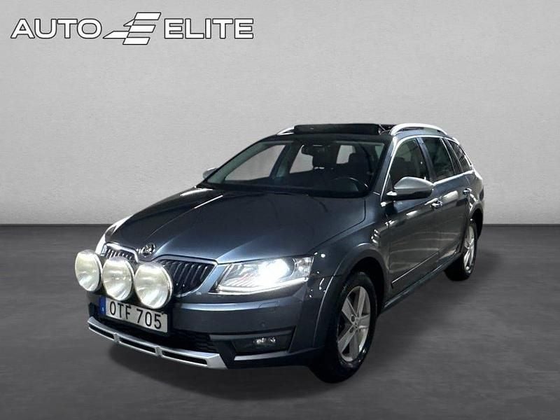 Grå Begagnad 2014 Skoda Octavia Scout Business Line Kombi | 104 800 kr (Superpris) - Bild 1/4