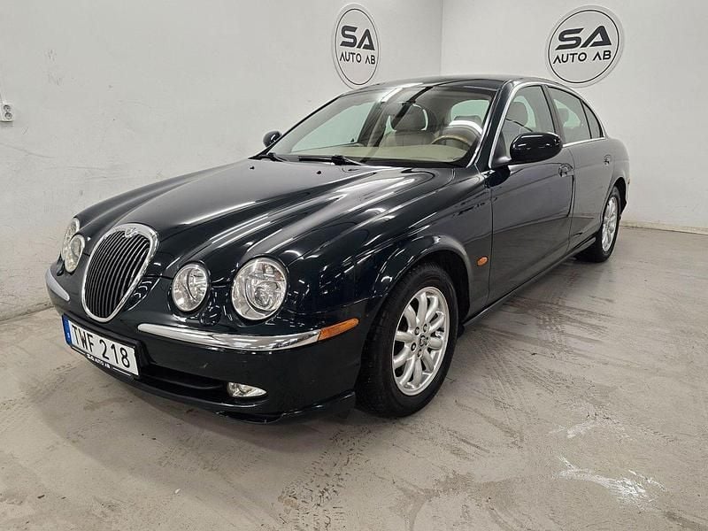 Grön Begagnad 2002 Jaguar S-Type S Sedan | 59 900 kr (Lite dyr) - Bild 1/4