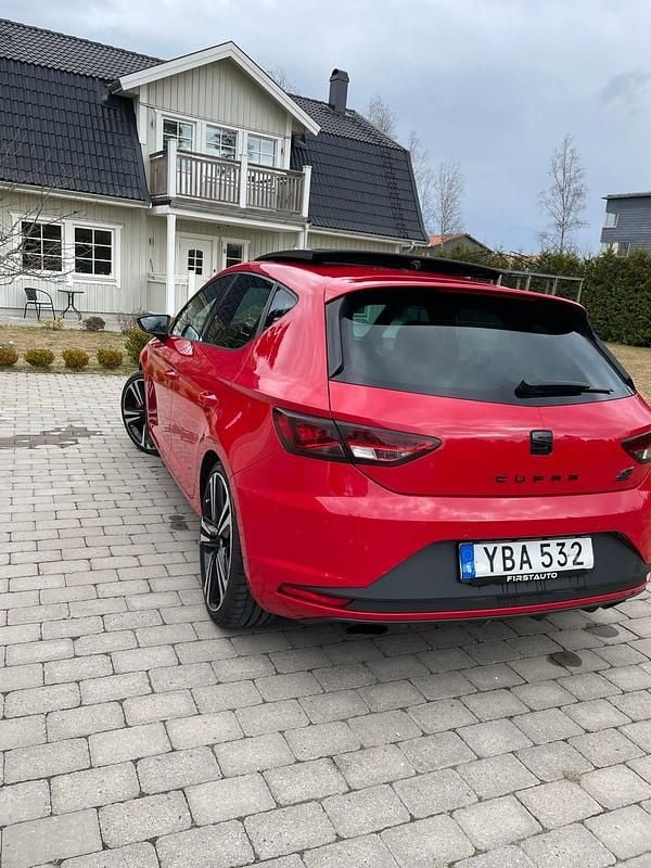 Begagnad Seat Leon CUPRA 290 HK (213 kW) 2016