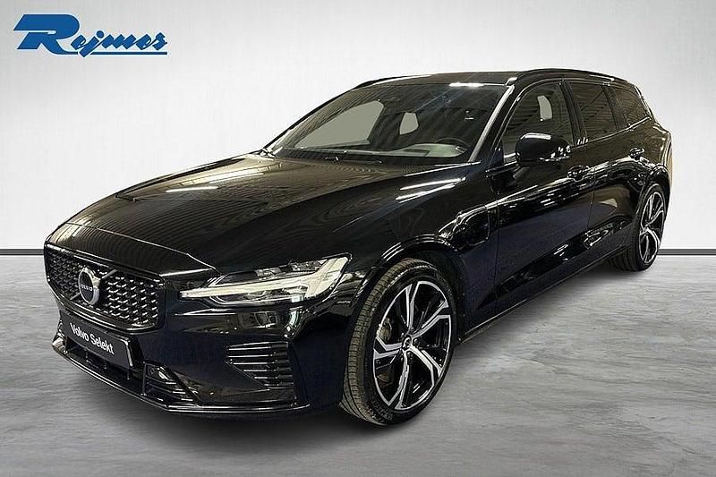 Svart Begagnad 2022 Volvo V60 Plus Kombi | 399 900 kr (Lite dyr) - Bild 1/4