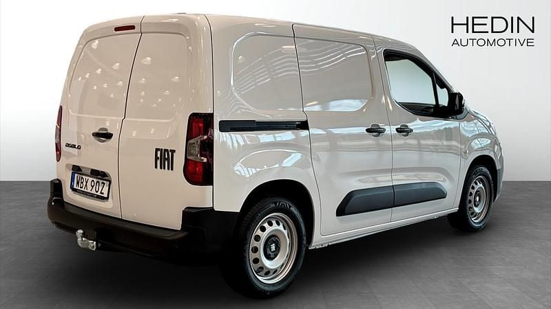 Ny Fiat Doblò 131 HK (96 kW) 2025 Vit Minibuss