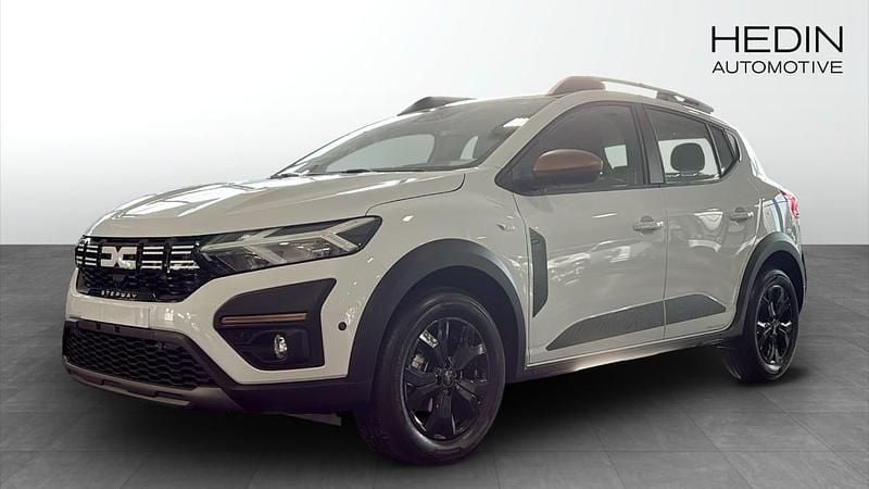 Vit (white) Ny 2024 Dacia Sandero Extreme Halvkombi | 219 900 kr (Marknadspris) - Bild 1/4