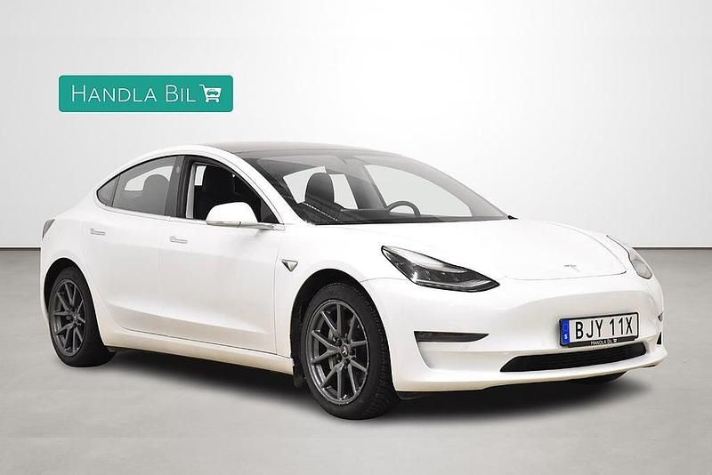 Begagnad Tesla Model 3 Long Range AWD 366 kW (498 HK) 2020 Vit Sedan