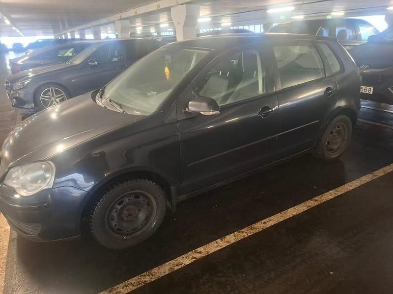 Begagnad VW Polo 80 HK (58 kW) 2008 Halvkombi