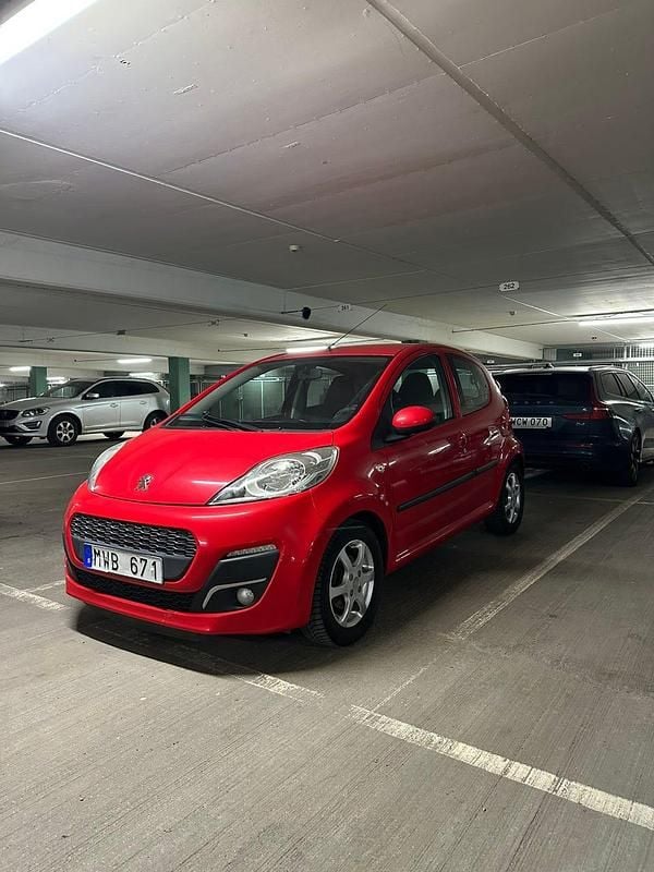 Begagnad 2012 Peugeot 107 Halvkombi | 27 000 kr (Marknadspris) - Bild 1/4