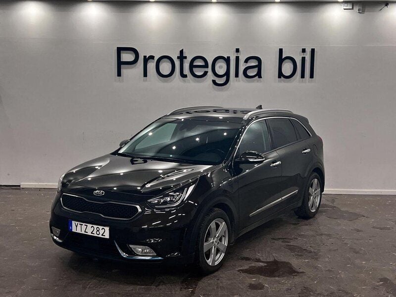 Begagnad Kia Niro EX 105 HK (77 kW) 2017 Brun SUV