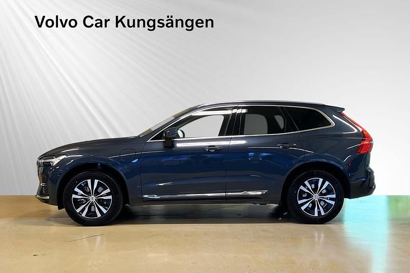 Begagnad Volvo XC60 350 HK (257 kW) 2024 Blå SUV