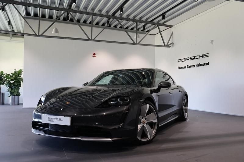 Mörkgrå (grey) Begagnad 2021 Porsche Taycan Cross Turismo Sedan | 795 000 kr (Dyr) - Bild 1/4