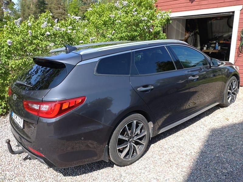 Begagnad 2017 Kia Optima Sport Kombi | 92 000 kr (Marknadspris) - Bild 1/4