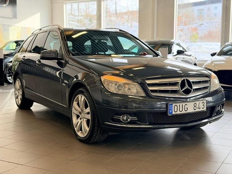 Begagnad Mercedes C200 Avantgarde 184 HK (135 kW) 2010 Mörkgrå Kombi