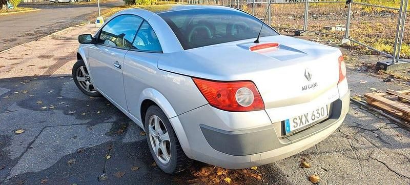 Begagnad Renault Mégane II 112 HK (82 kW) 2007 Grå