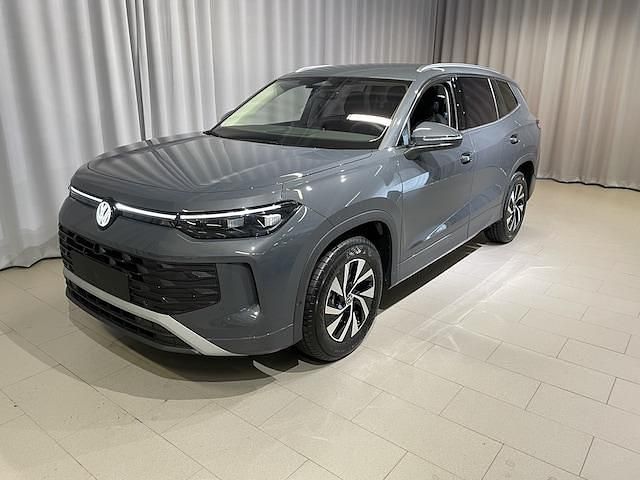 Grå Ny 2025 VW Tayron Edition SUV | 539 900 kr (Marknadspris) - Bild 1/4