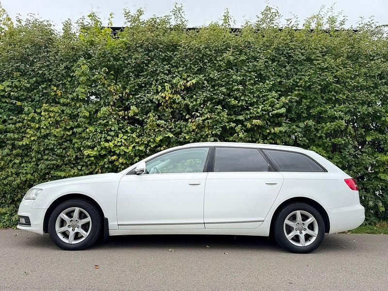 Vit Begagnad 2010 Audi A6 Proline Kombi | 50 000 kr (Marknadspris) - Bild 1/4