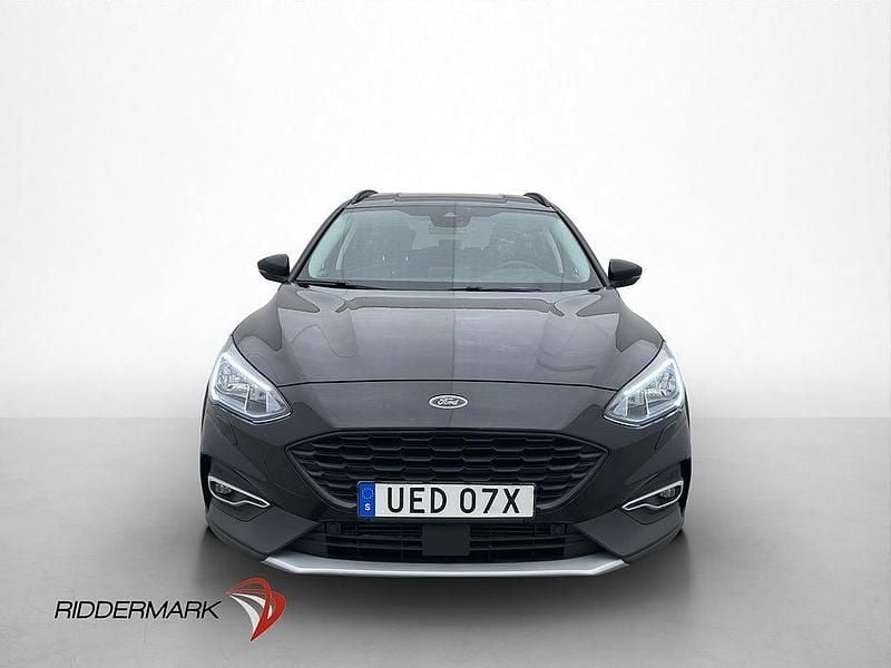 Begagnad Ford Focus Active 125 HK (91 kW) 2020 Svart Kombi