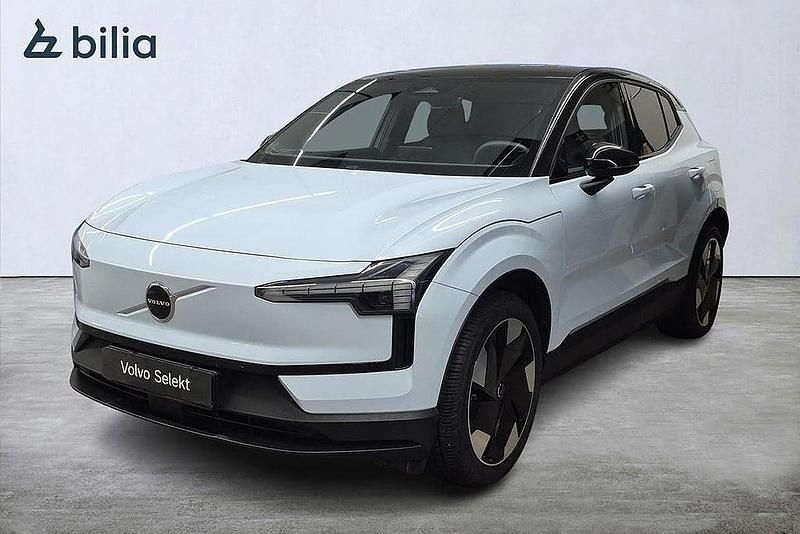 Blå Begagnad 2024 Volvo EX30 Single Motor Extended Range SUV | 359 000 kr (Marknadspris) - Bild 1/3