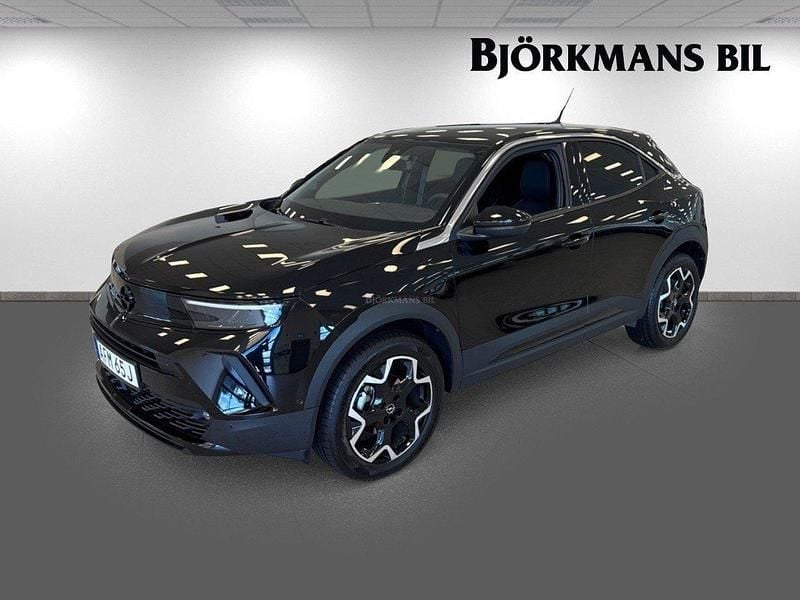 Svart Begagnad 2024 Opel Mokka GS Line SUV | 249 900 kr (Marknadspris) - Bild 1/4