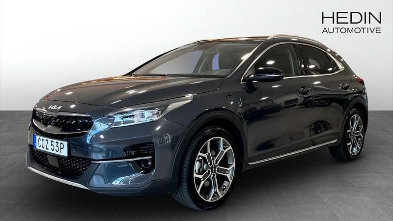 Grå (grey) Begagnad 2022 Kia XCeed 2 SUV | 259 900 kr (Superpris) - Bild 1/4