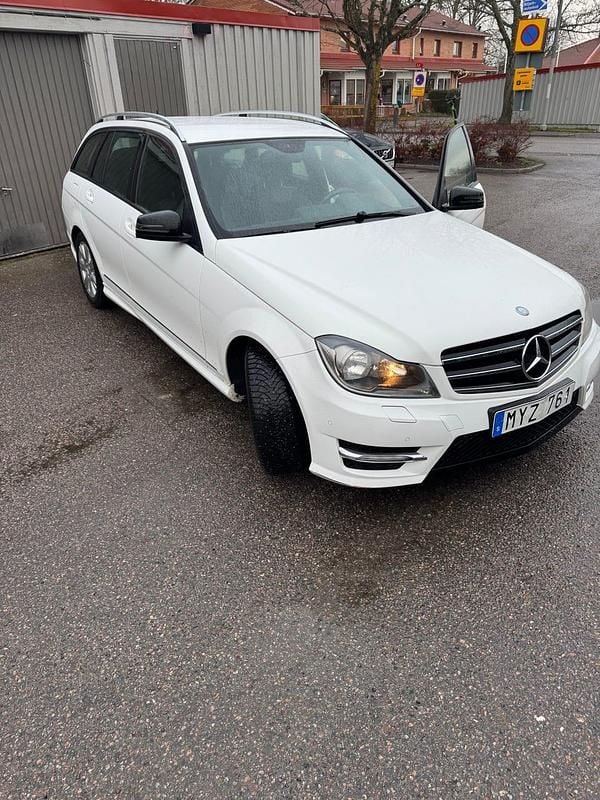 Begagnad 2013 Mercedes C200 Kombi | 110 000 kr (Marknadspris) - Bild 1/4