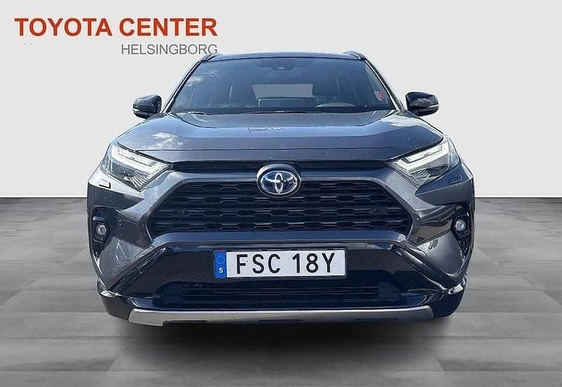Begagnad Toyota RAV4 Hybrid Style 224 HK (164 kW) 2024 Grå SUV