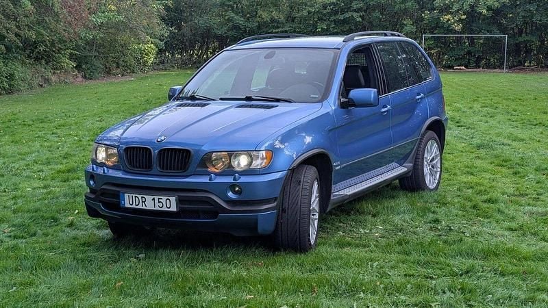 Blå Begagnad 2003 BMW X5 SUV | 89 000 kr - Bild 1/4