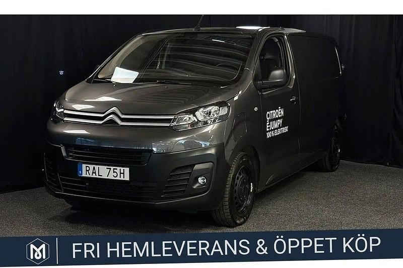 Grå Begagnad 2023 Citroën e-Jumpy Minibuss | 369 900 kr (Superpris) - Bild 1/4